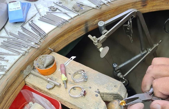 Free tour por un taller de diamantes y gemas - Foto 6