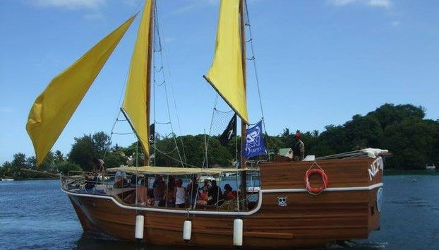 Balade en bateau pirate à Trou d'Eau Douce - Photo 3