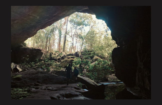 Aroe Jari Cavern & Lagoa Azul Cave Hiking Tour - Photo 3