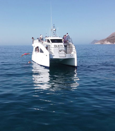 Foto de Paseo en catamarán por Cabo de Gata