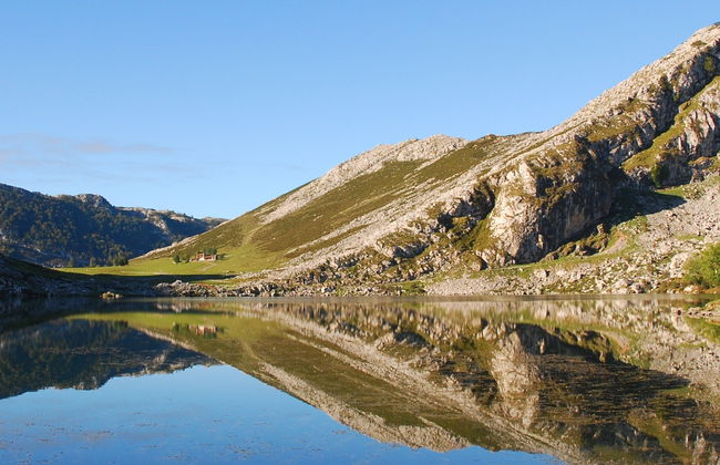 Excursión a los lagos de Covadonga y Cangas de Onís - Foto 3