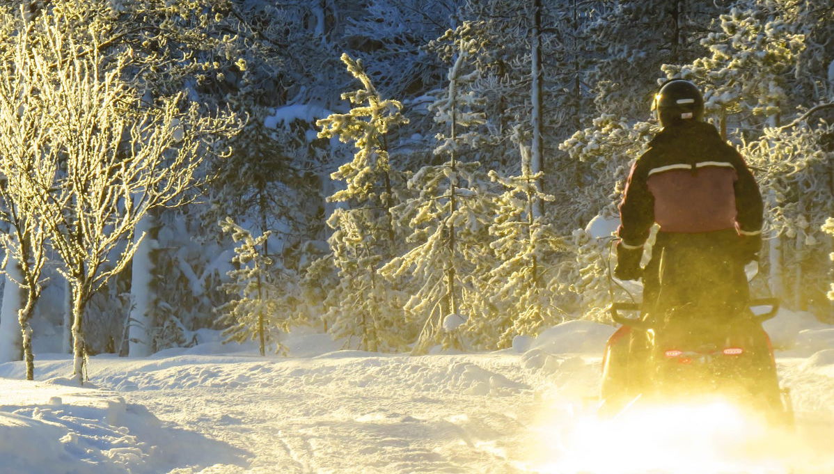 Balade en motoneige à Rovaniemi - Photo 1