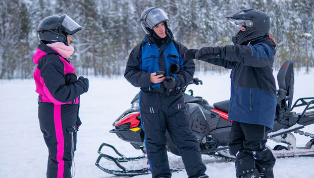 Aventura en moto de nieve por Rovaniemi - Foto 4