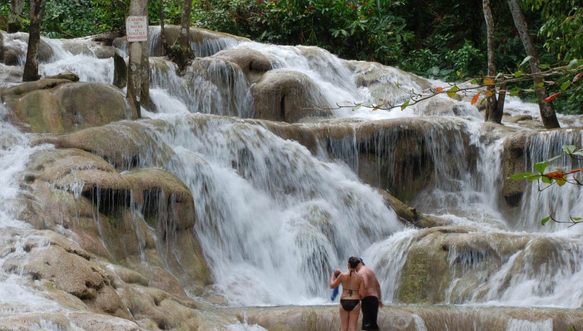 Excursión a las cascadas del río Dunn - Foto 1