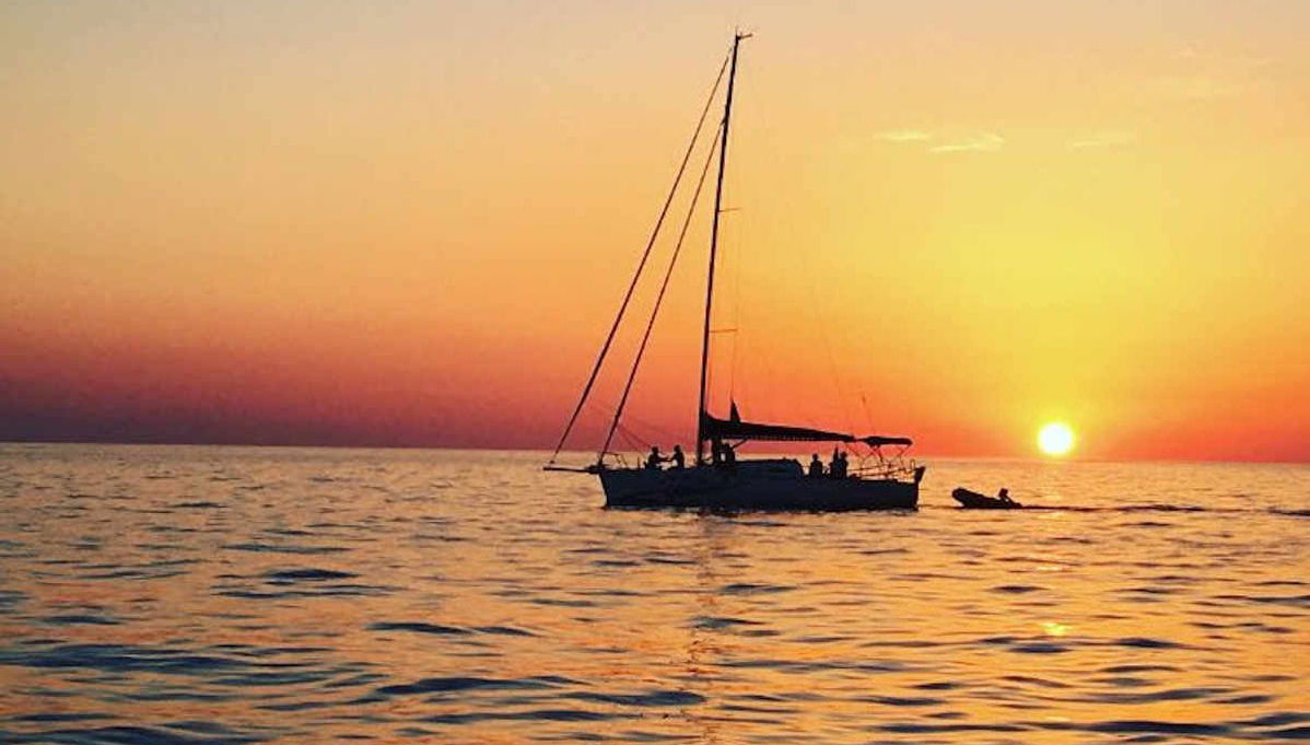 Pakleni Islands Sunset Sail - Foto 1