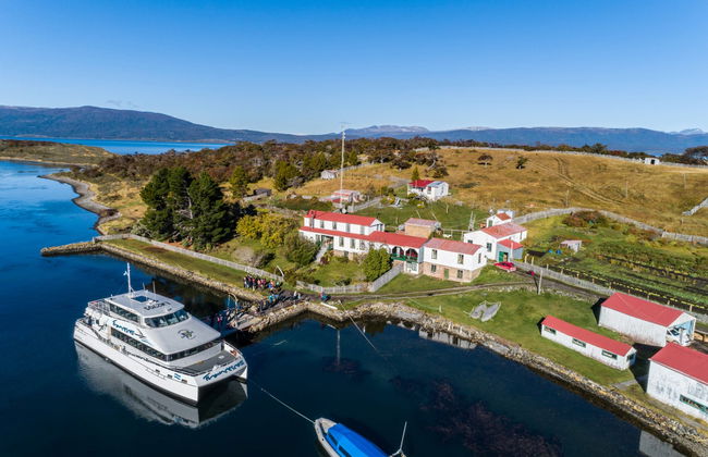 Beagle Channel Cruise and Sea Lion Island - Photo 2