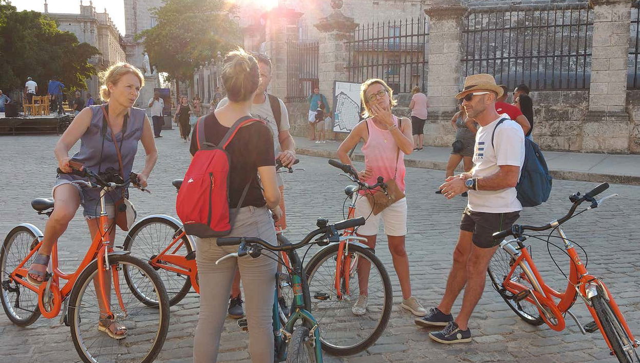 Balade à vélo dans La Havane - Photo 1