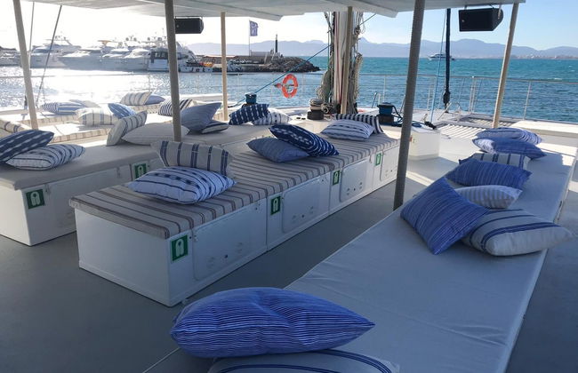 Paseo en catamarán por la bahía de Palma con barbacoa - Foto 3