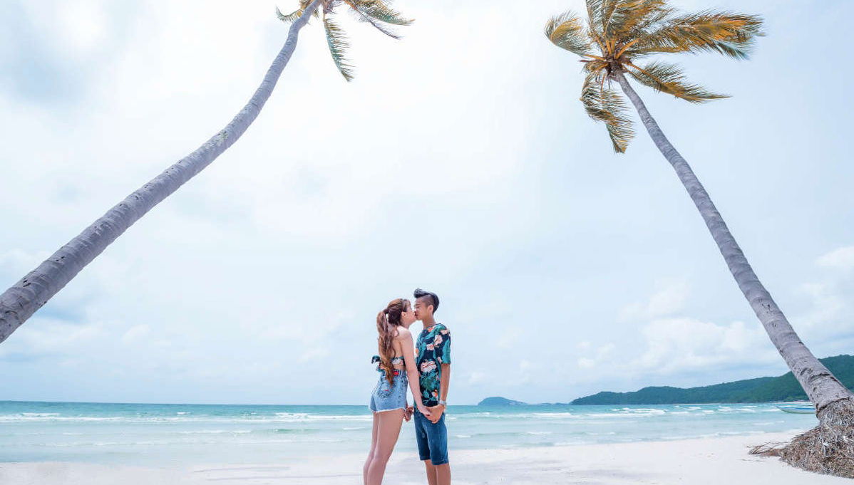 May Rut Island Camping Tour - Photo 1