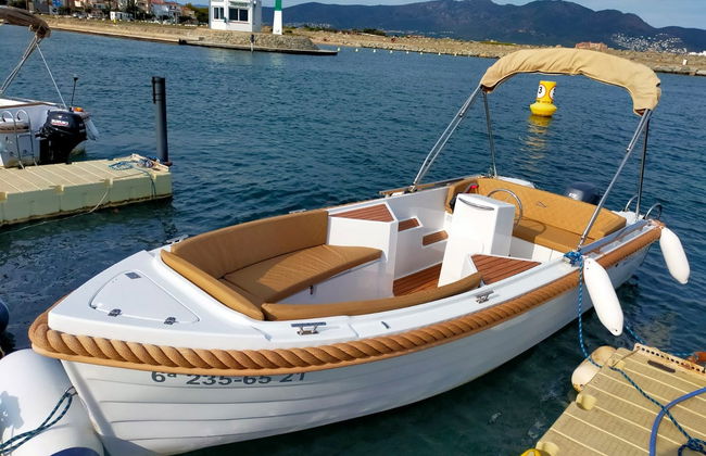 Alquiler de barco sin licencia en Empuriabrava - Foto 2