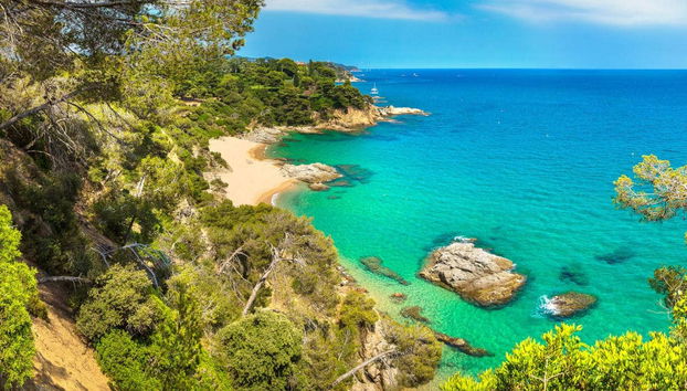 Lloret de Mar & Tossa de Mar Day Trip - Photo 4