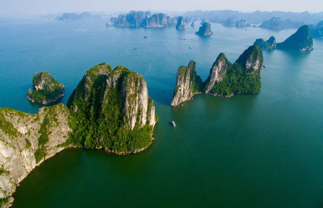 Halong Bay and Lan Ha Bay Trip - Foto 2