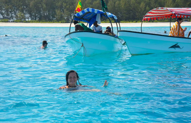 Snorkel en el Atolón Mnemba - Foto 2