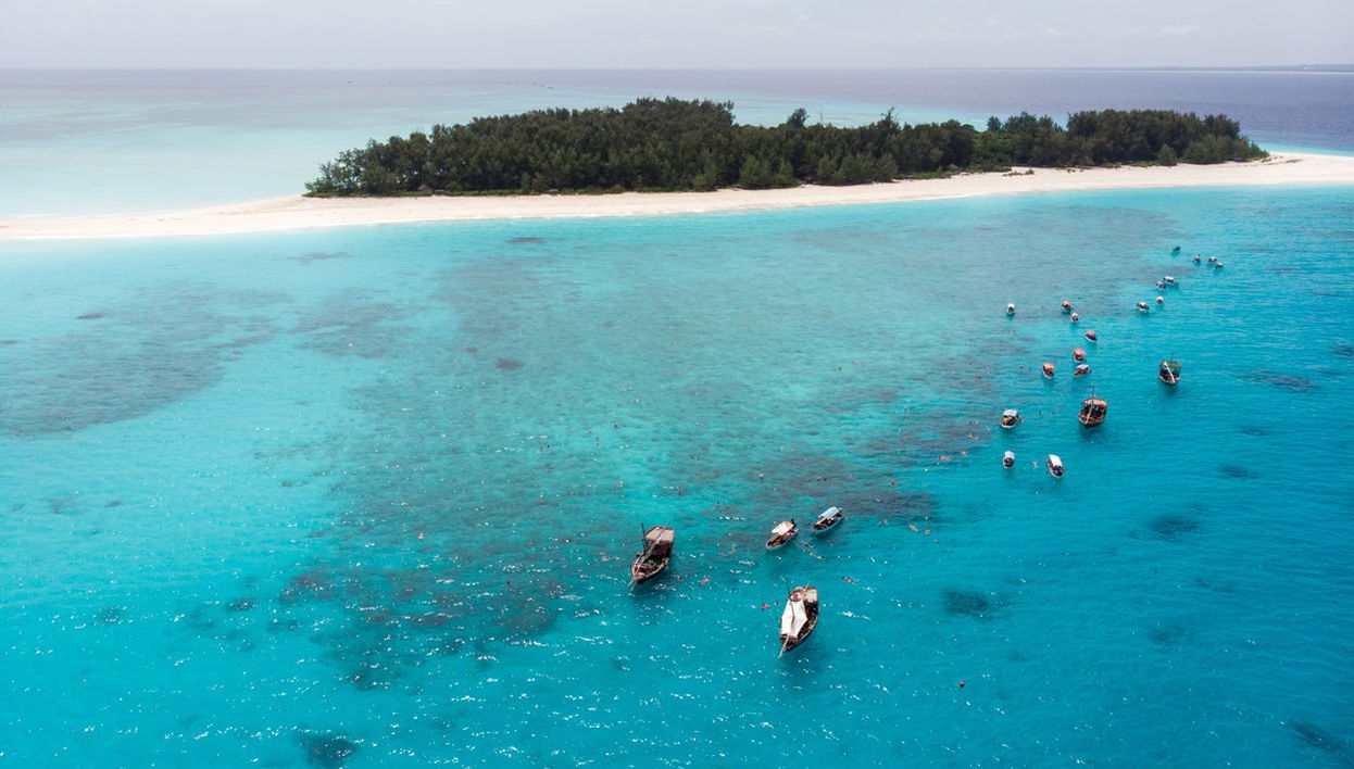 Snorkel en el Atolón Mnemba - Foto 1