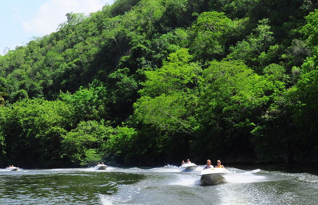 Pilotar lancha pelo rio Chavón - Foto 2