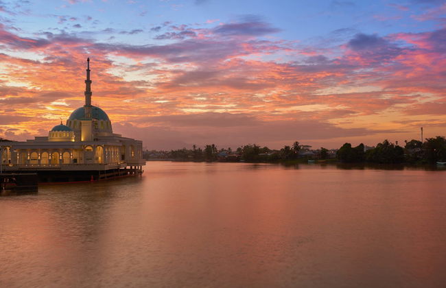 Balade en bateau à Kuching au coucher de soleil - Photo 6