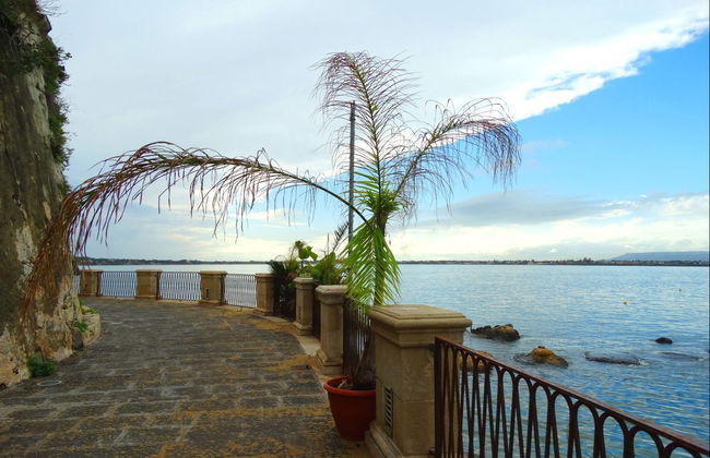Ortigia Private Tour - Photo 3