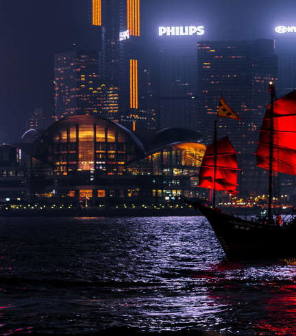 Foto de Crucero Symphony of Lights en barco tradicional