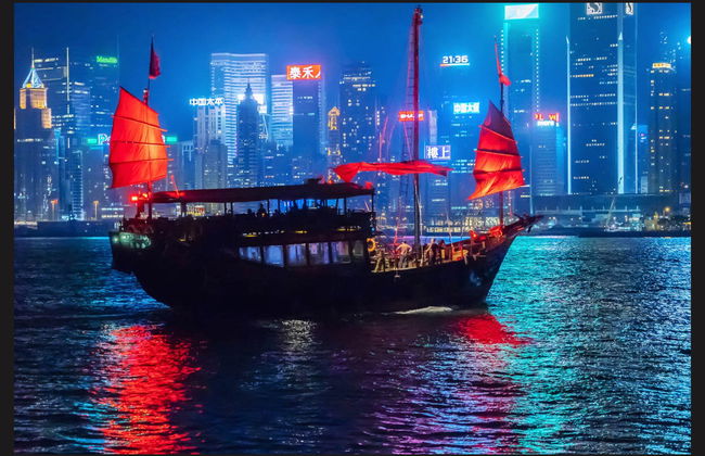 Symphony of Lights Traditional Boat Cruise - Photo 3