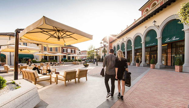 Tour de compras por los outlets de Serravalle - Foto 2