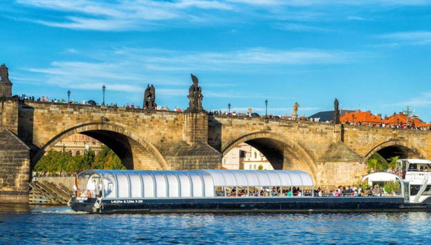 Crucero con comida y música en directo - Foto 3