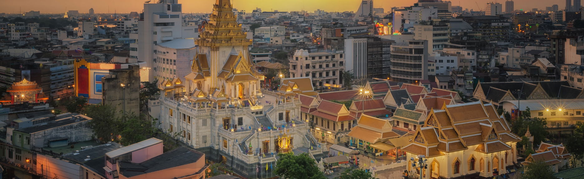 Visita guiada por Chinatown y Templo Wat Traimit + Tour en tuk tuk - Foto 1