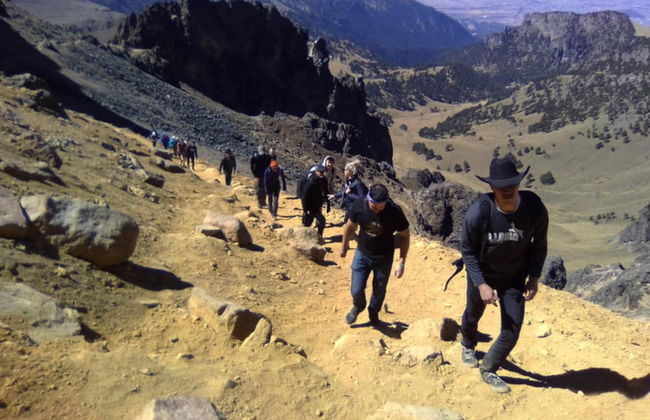 Excursión a los volcanes Popocatépetl e Iztaccíhuatl en grupo reducido - Foto 4