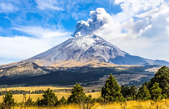Excursión a los volcanes Popocatépetl e Iztaccíhuatl en grupo reducido - Foto 3