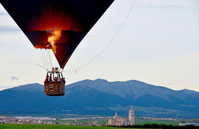 Paseo en globo por Segovia - Foto 7