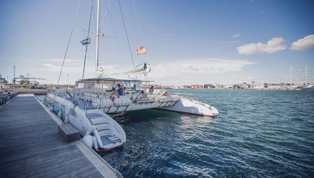 Boat Party in Valencia with Lunch - Foto 3