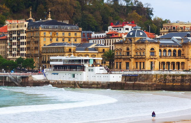 San Sebastián Electric Bike Tour - Photo 3