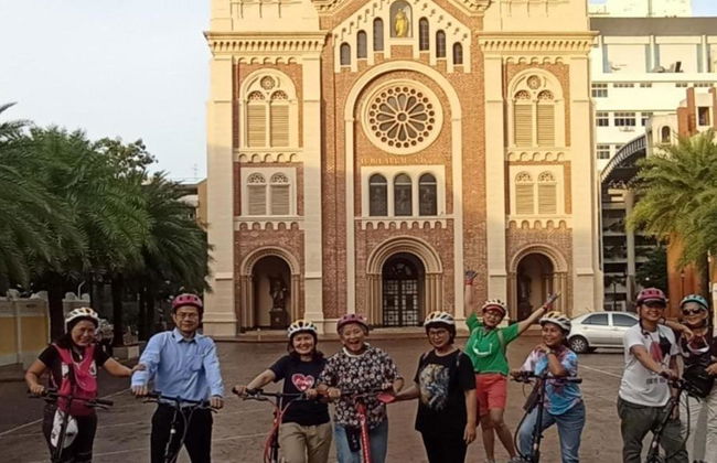 Bangkok e-Scooter and Longtail Boat Tour - Foto 4