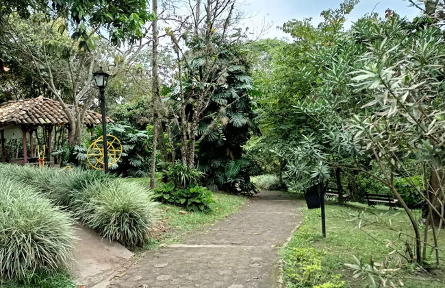 Free tour por el Parque de la Vida - Foto 1