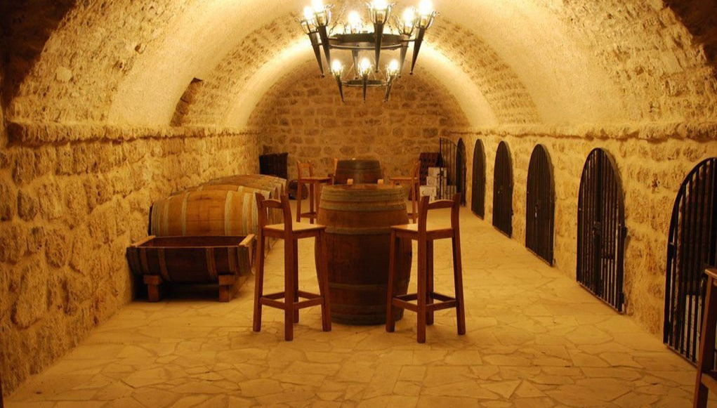 Visita a las bodegas Alfredo Santamaría - Foto 1