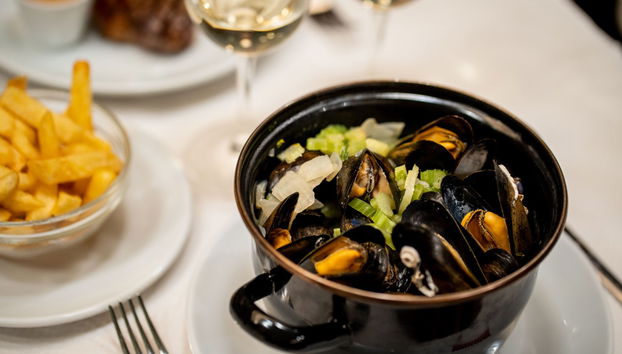 Les moules-frites sont un classique bruxellois