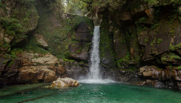 La Escondida Waterfall, Coihue de los Columpios + Cochamó Excursion - Foto 2