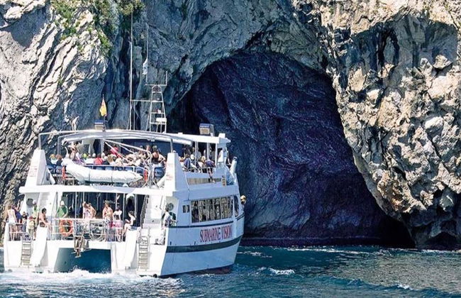 Visita la playa de Formentor en catamarán con fondo de cristal - Foto 2