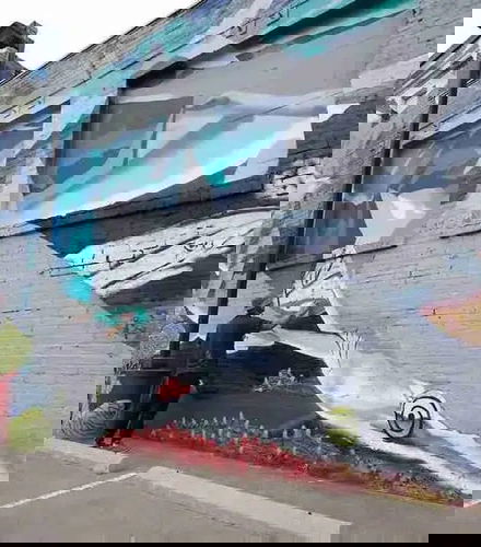 Foto de Tour de arte urbano por Victoria + Cata de cervezas