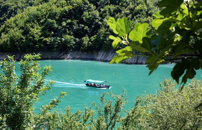 Excursión al lago Koman y río Shala - Foto 4