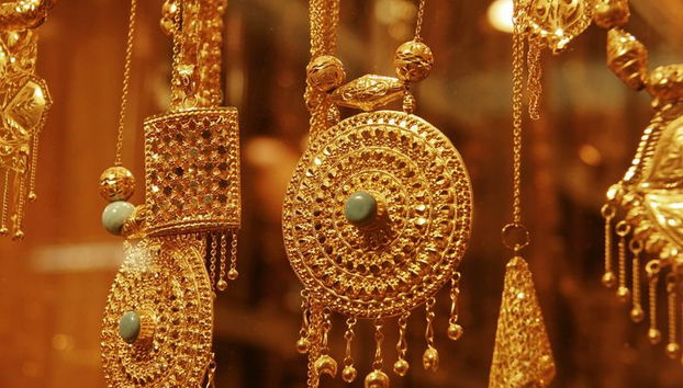 Lavish gold Jewellery