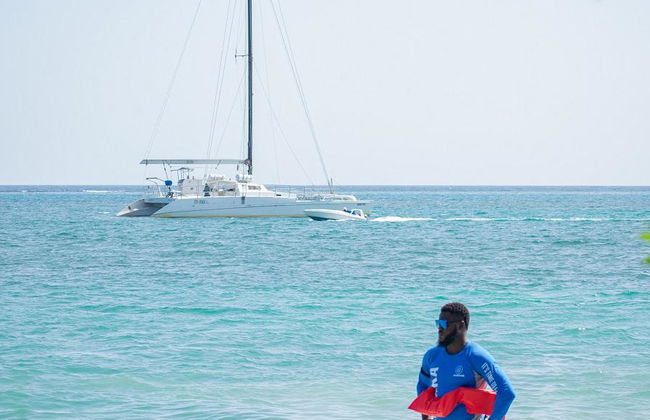 Chukka Reggae Rafting and Catamaran Sail, Snorkel and Party Cruise - Foto 9