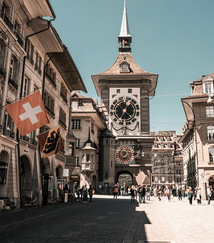 Photo - Circuito Semana Santa Esencia de Suiza vuelo desde Burgos