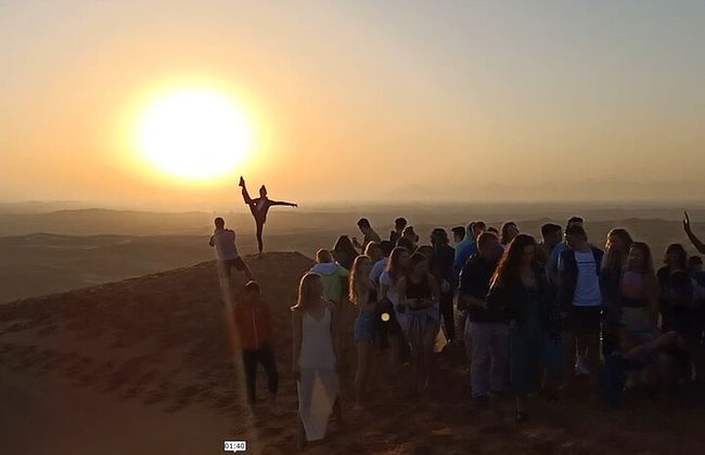 Sunrise in Dubai Desert - Foto 11
