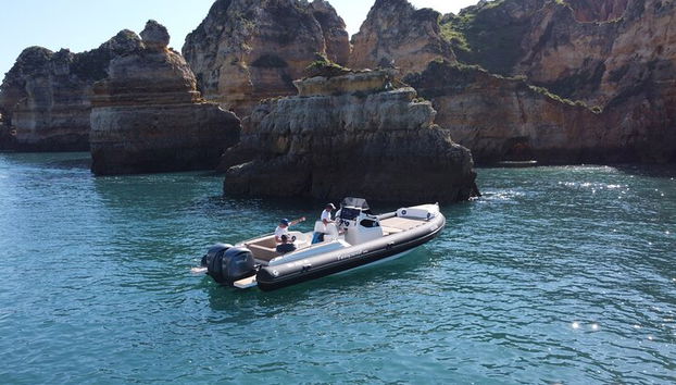 Explora Cueva de Benagil, Ponta da Piedade y Delfines en el Algarve - Foto 2