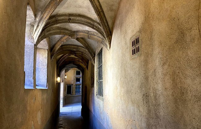 Cata de vinos en Lyon y Traboules Secretos - Foto 7