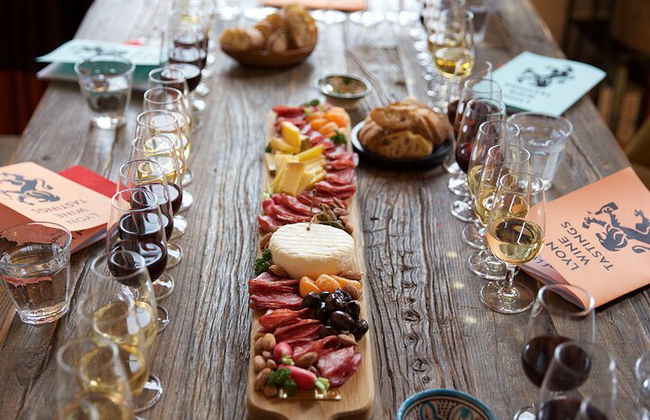 Goûter Vin à Lyon: Bourgogne, Beaujolais, Rhône, et plus encore - Photo 1