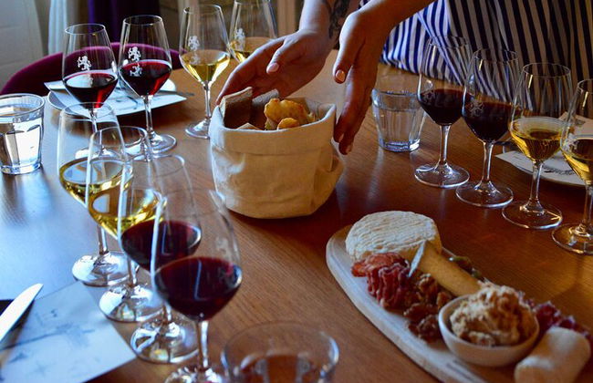 Goûter Vin à Lyon: Bourgogne, Beaujolais, Rhône, et plus encore - Photo 3