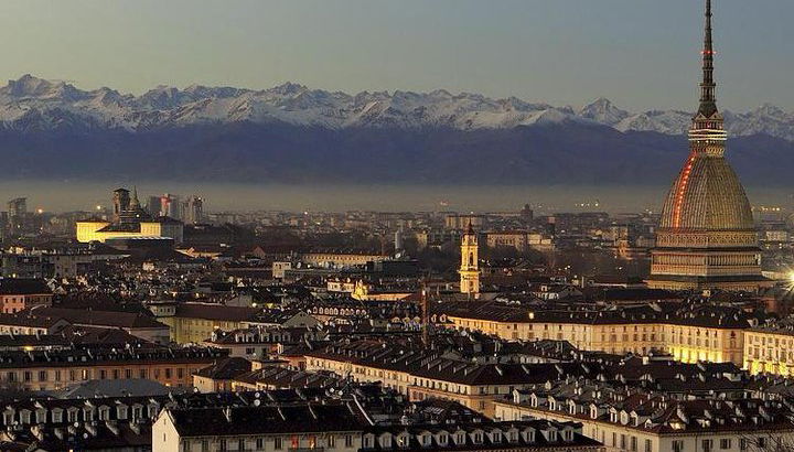 Turin bei Nacht geführte Nachtwanderung von 2 Stunden in kleinen Gruppen - Foto 1