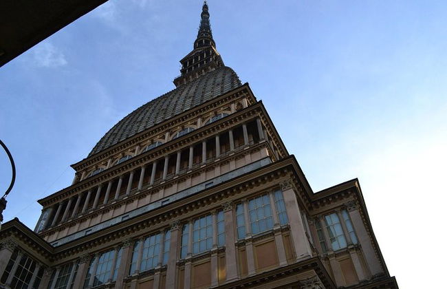 Torino by night visita guidata notturna a piedi di 2 ore in piccolo gruppo - Foto 9