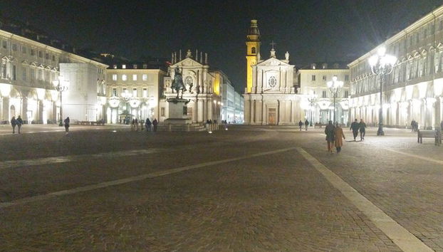 Turin bei Nacht geführte Nachtwanderung von 2 Stunden in kleinen Gruppen - Foto 4